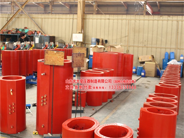 1000KVA白玉白玉白玉干式变压器